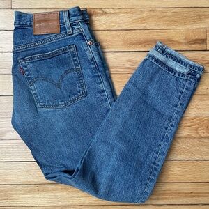 Levi's Women Wedgie Blue Straight-Leg Jeans